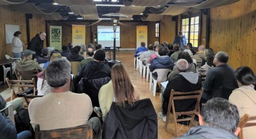 Más de 60 apicultores participaron en taller sobre producción de propóleo en San Carlos