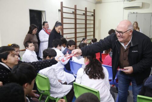 Abella acompañó instancia de prevención y educación en salud bucal para escolares en situación de discapacidad
