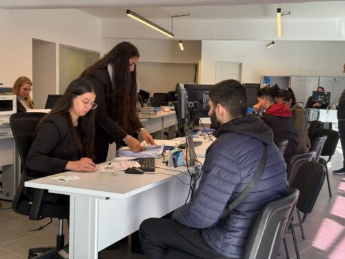 Intendencia entregó casi 13 mil abonos para estudiantes en lo que va del año